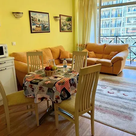 Apartament Atrium 公寓 埃勒尼特
