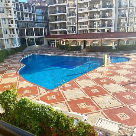 Apartament Atrium 埃勒尼特