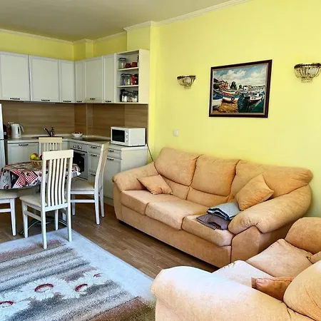 Apartament Atrium 埃勒尼特